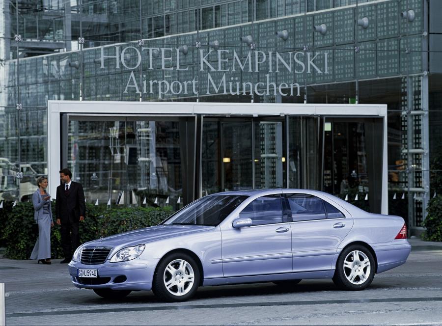  Mercedes-Benz S-Class 2000 года  (фото 19 из 42)